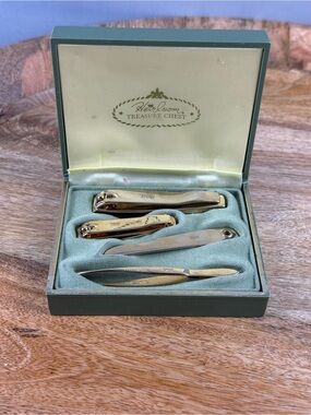 Vintage Bassett USA Gold Tone Manicure Set w Case Retro Vanity Kit